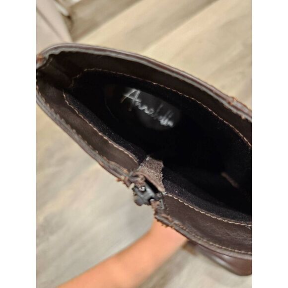 Annabella Mocha Brown Leather size 8 Womens Booties - Picture 2 of 10